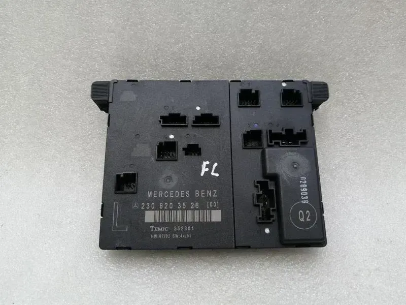Mercedes SL R230 Left Door Electronic Module A2308203526 Left Door Control Unit
