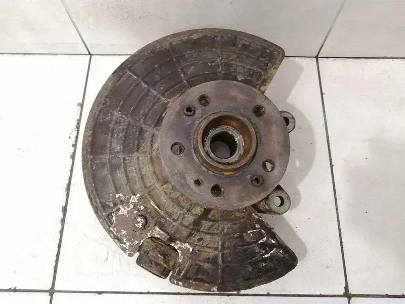 Mercedes ML55 W163 Right Front Hub A1633300520 Wheel Bearing Housing Front Right