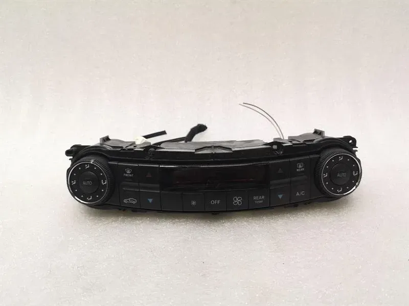 Mercedes E Class W211 Auto Climate Control A2118301585 Climate Control Panel A/C
