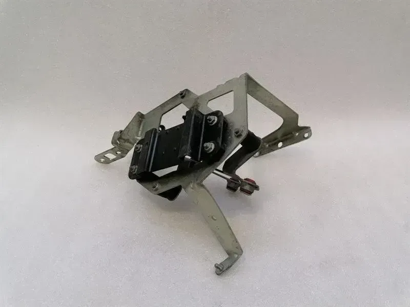 Mercedes secondary air pump holder bracket A2305510039 secondary air pump holder