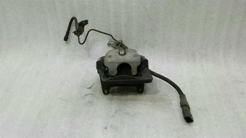 Audi S8 D3 Right Rear Caliper 4E0615404C rear right caliper PBM