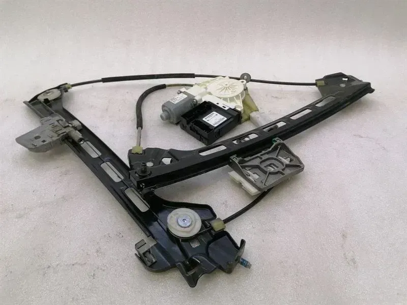 Audi R8 Type 42 V10 5.2 Spyder Left Door Winder 420837461 Window Regulator Left