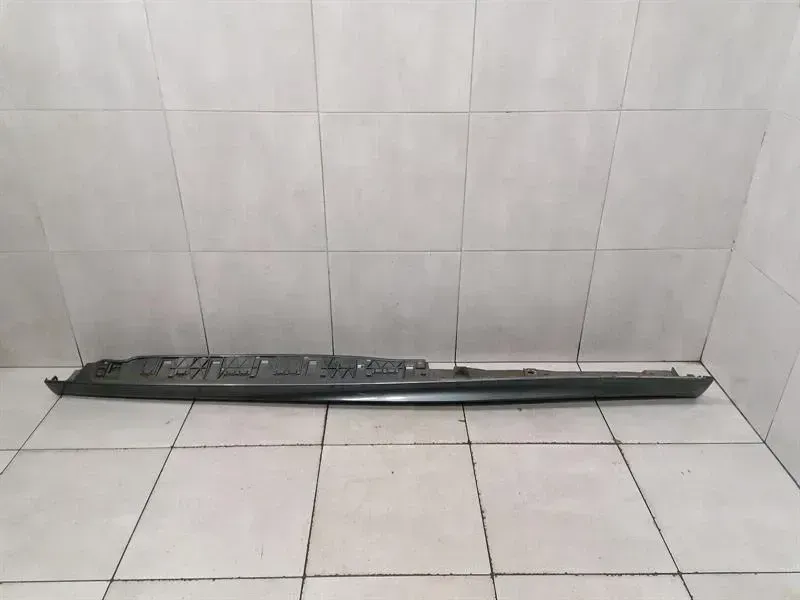 Audi R8 Type 42 V10 5.2 Spyder Side Skirt 420853855B Left Side Skirts