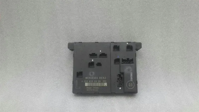 Mercedes SL R230 Left Door Module A2308203526 Door Control Unit Left SL55
