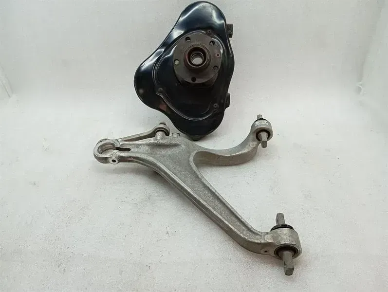 Lamborghini Huracan LP640 EVO Left Front Hub 4T0407245D Front Wheel Bearing Housing