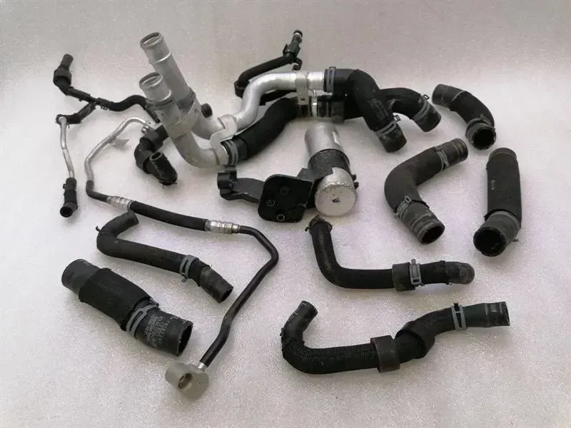 Audi R8 4S Cooling Pipe SET 4S0121064F Cooling Water Hose SET FRONT