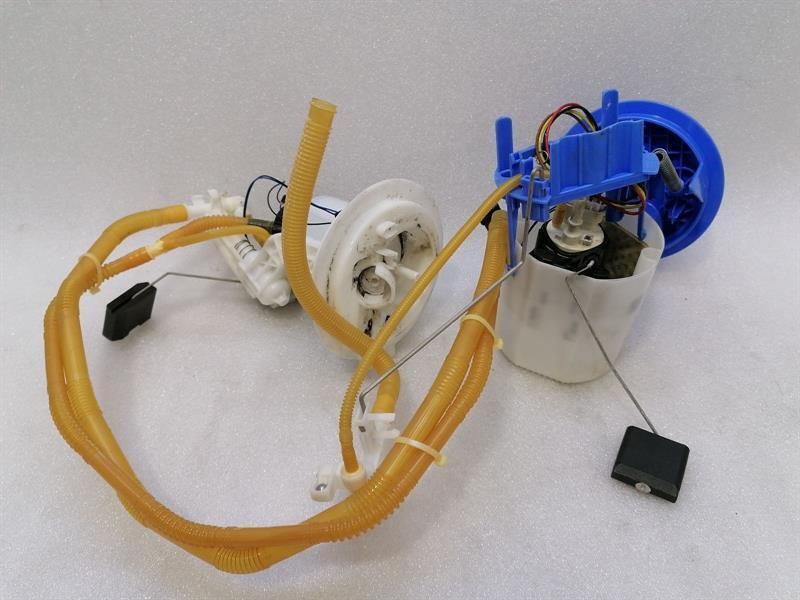 Mercedes C63 Class W204 Fuel Pump Electric A2124703194 Fuel Pump AMG M156