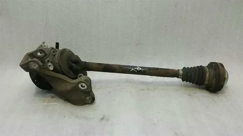 Audi RS6 4F left rear hub 4F0505433G wheel bearing housing rear left