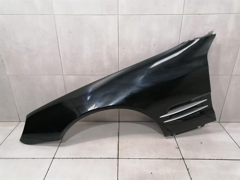 Mercedes SL R230 Left Wing A2308800118 Front Left Fenders WITH DEFECT