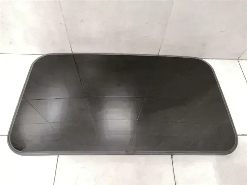 Porsche Panamera 970 Sunroof Glass 97056421100 Sliding Sunroof Glass