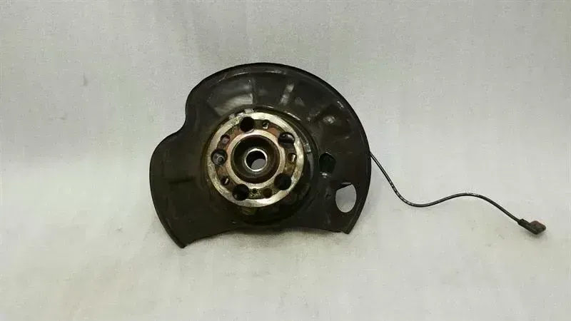 Mercedes S-Class W221 Left Rear Hub A2213502108 Wheel Bearing Housing Rear Li