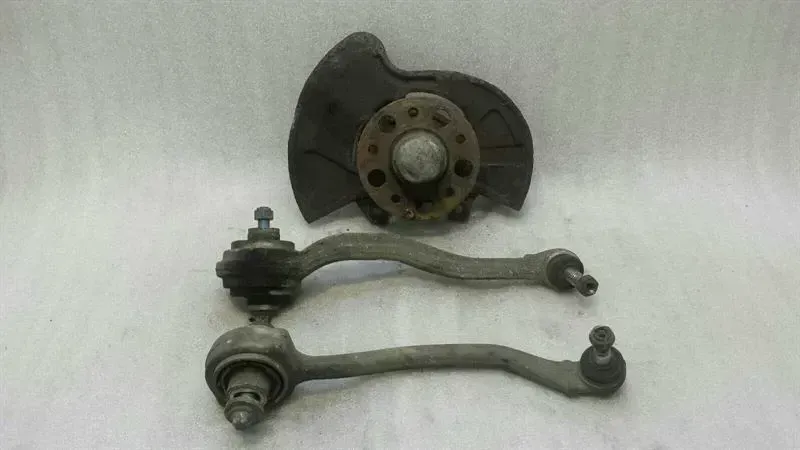 Mercedes SLK R171 Right Front Hub A20433201 Wheel Bearing Housing Front RE Complete