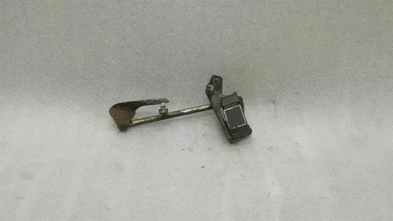 Mercedes CL W216 Xenon Level Sensor A0105427717 Level Sensor Rear.