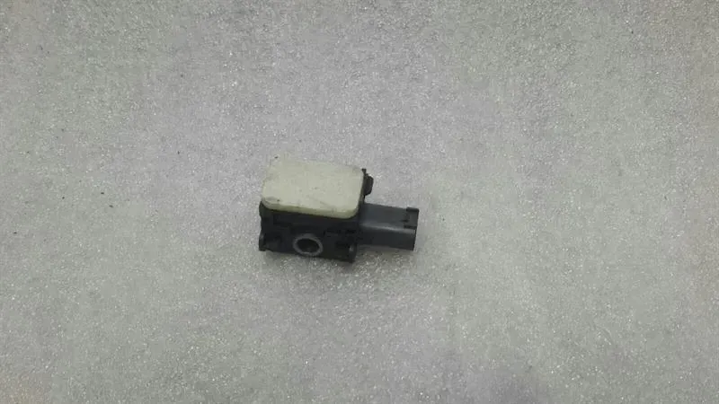 Mercedes ML W164 X164 W251 Crash Sensor A0038202926 Impact Sensor