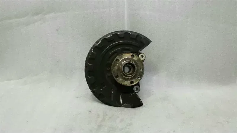 Audi S3 8P right front hub wheel bearing housing front right.