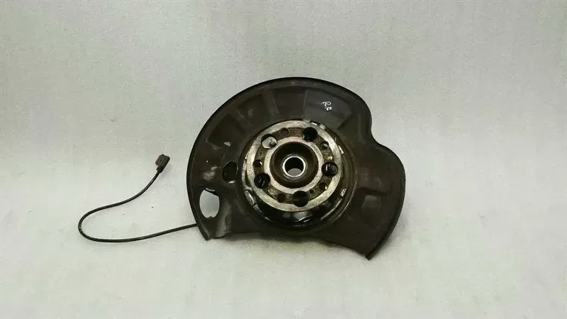 Mercedes S-Class W221 Right Rear Hub A2213502208 Wheel Bearing Housing Rear RE