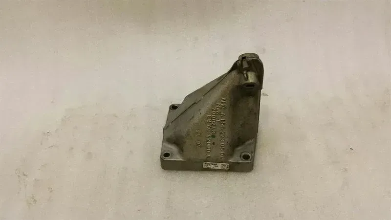 Mercedes S-Class W221 Left Engine Mount A1562231904 Engine Mount Left M156 AMG