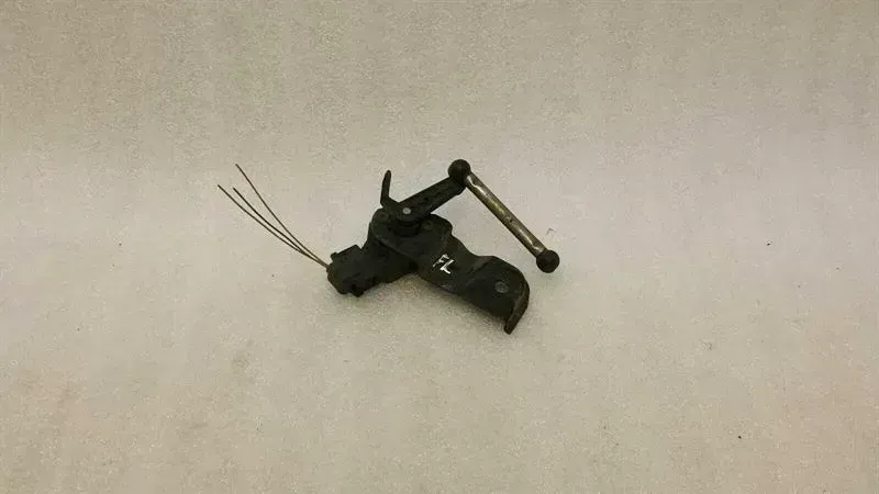 Mercedes S-Class W221 Front Left Xenon Level Sensor A0105427717 Level Sensor
