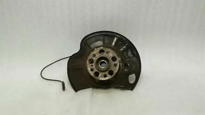Mercedes S-Class W221 RLH Hub A2213502108 Wheel Bearing Housing Rear Left