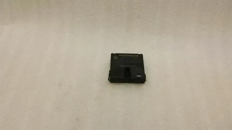 Mercedes S-Class W221 A2215408845 ECU Central Gateway