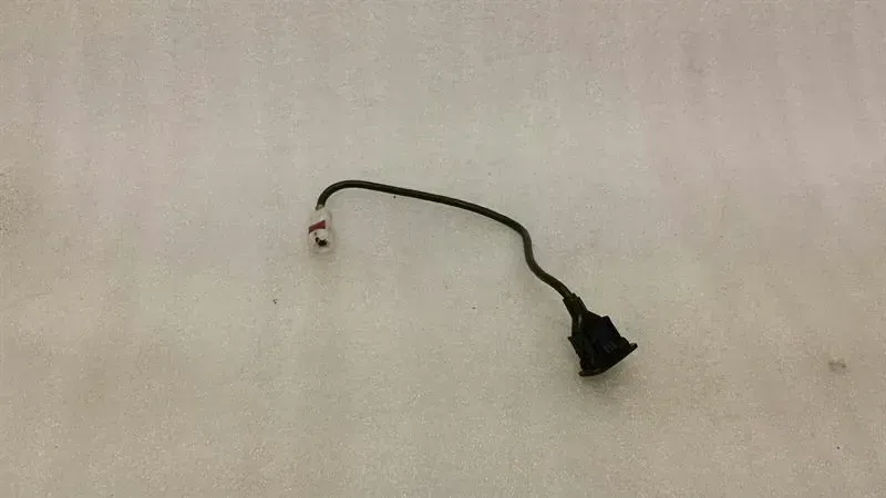 Mercedes E Class W212 USB Wiring Input Adapter A1728200515 ECU