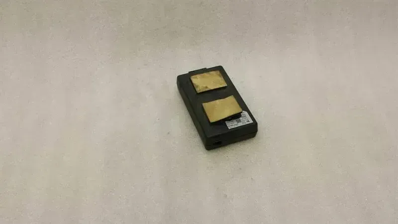 Mercedes E Class W211 IPOD interface module B67824252 control unit