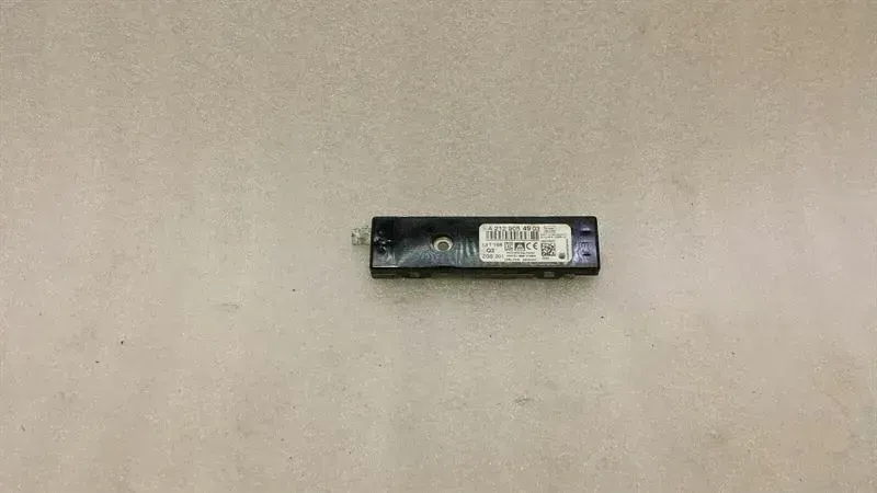 Mercedes E Class W212 Aerial / Antenna A2129054903 Antenna Booster