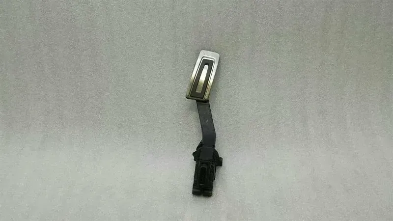 Audi S3 8V TTS GOLF RHD Gas Pedal (Electrical) 5Q2723503D Right Handlebar