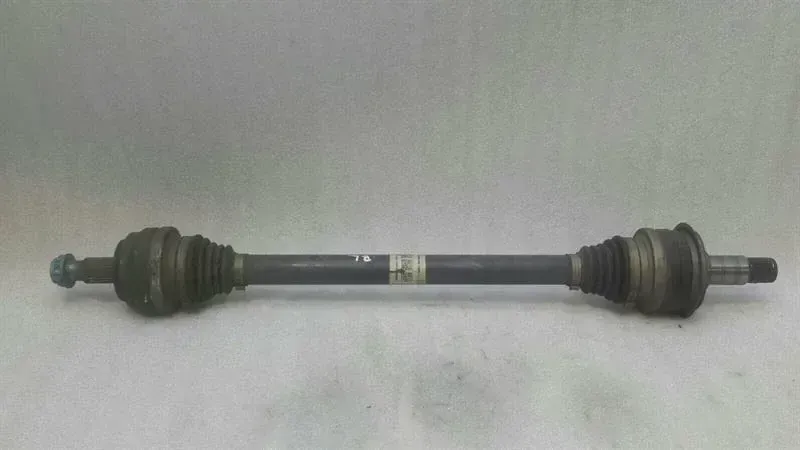 Mercedes C W205 Left Rear Drive Shaft A2053504019 Drive Shaft Rear Left