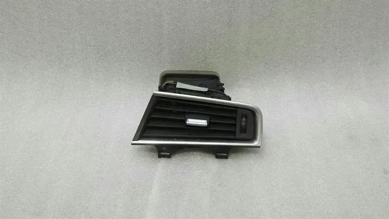 BMW 5 Series F07 GT Right Air Vent 9142589 Air Vent Grille Right