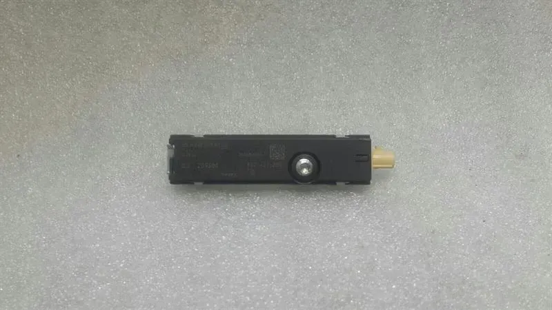 Mercedes C Class W205 Aerial / Antenna A2319058100 Antenna Convertible