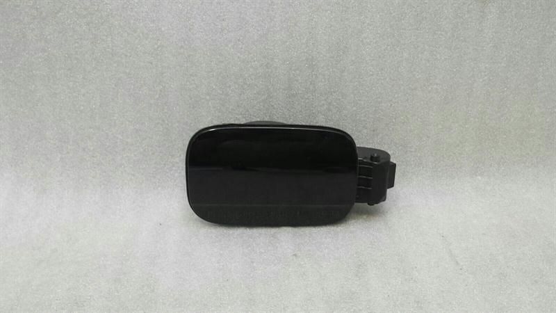 Audi A4 RS4 S4 8K fuel filler cap 8K0809857F fuel cap fuel flap avant