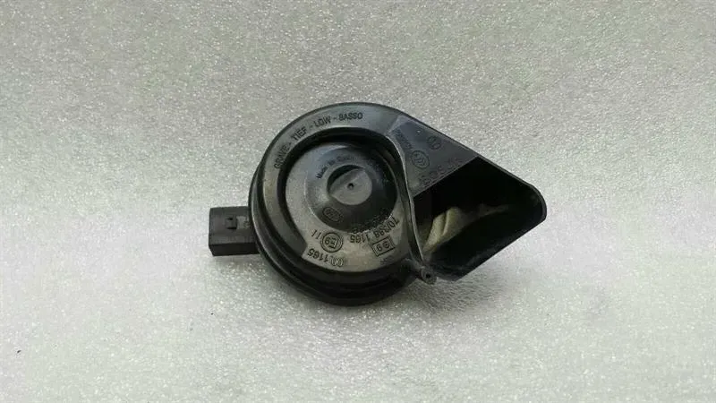 Audi A4 8K Horn 8K0951221 Horn Fanfare