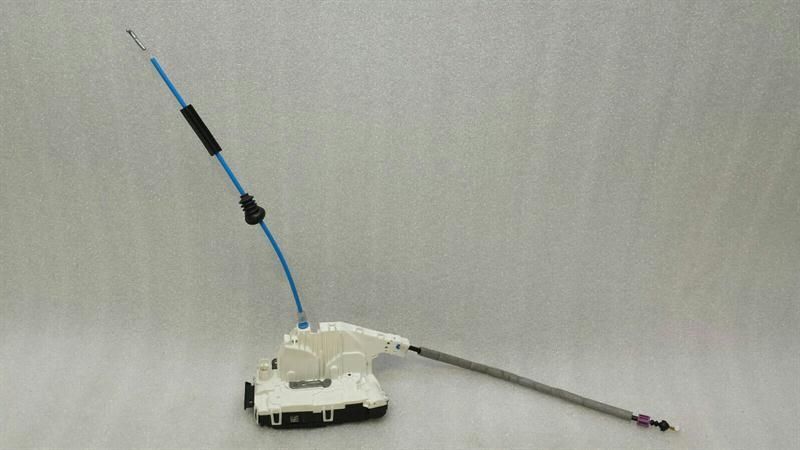 Mercedes E Class W212 RRH door lock A0997300635 door lock rear right