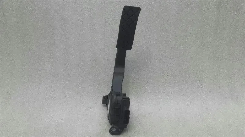 Audi A6 4G accelerator pedal (electrical) 4H1723523 accelerator pedal