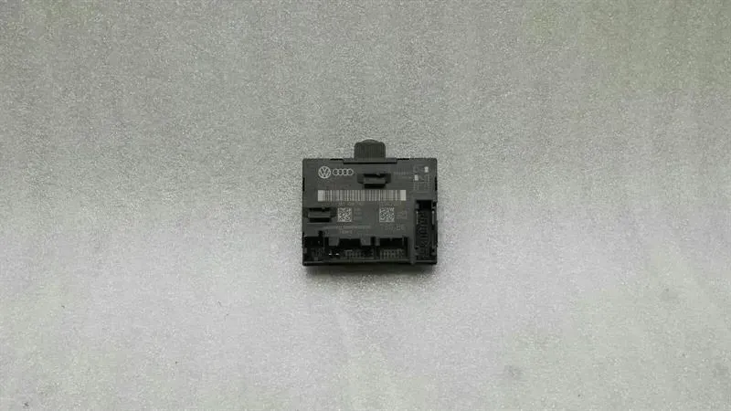 Audi S5 8T right door module 8K0959792 door control unit right.