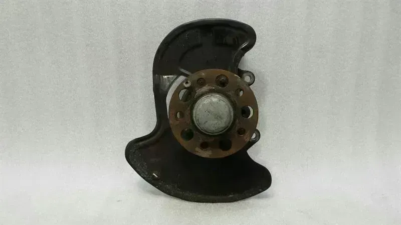 Mercedes W204 W207 Right Front Hub A2043320201 Wheel Bearing Housing Front Right