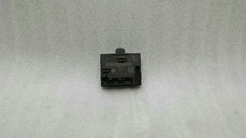 Audi S3 8V Front Left Door Module 5Q0959593E Door Control Unit Front Left