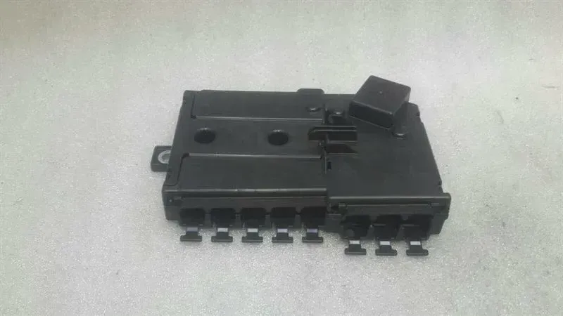 Mercedes C Class W205 Fuse Box A2055402850 Fuse Box Relay.