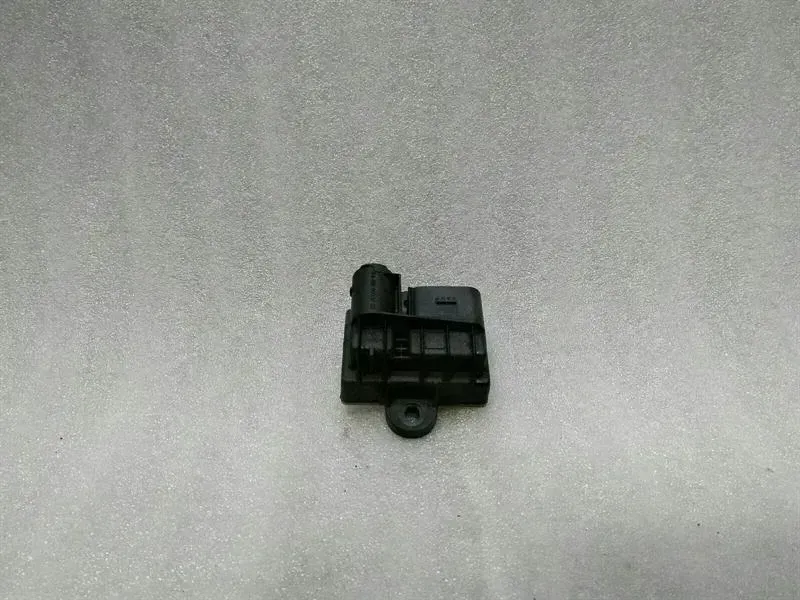 Mercedes C Class W205 Glow Plug Relay (Diesel) A6519003103 Glow Control Unit C250d