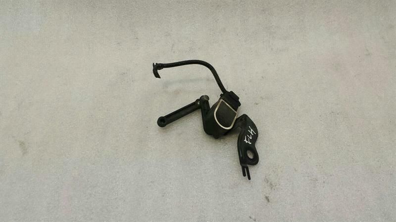 Mercedes S-Class W222 Xenon Level Sensor A2229050503 Level Sensor Front Left