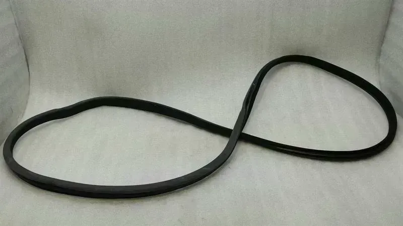 Mercedes C-Class W204 Front Left Door Seal A2047271187 Door Seals Front Left