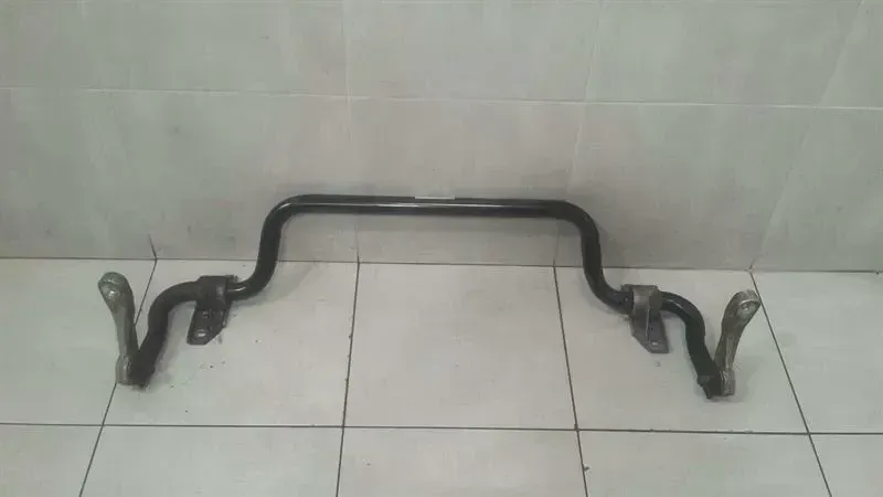 MERCEDES C Class W205 Anti Roll Bar Front A2053230465 Front Anti Roll Bar OM651