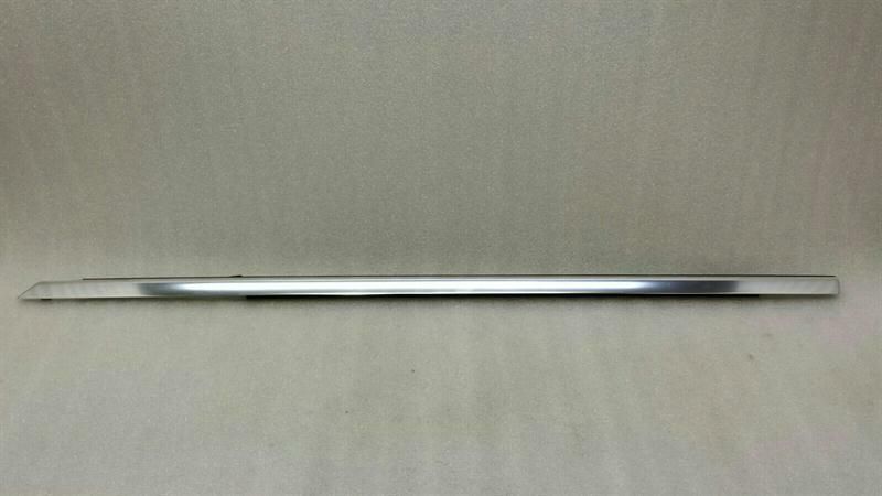 Mercedes C Class W205 Front Left Body Moulding A2057201924 Strip Front Left