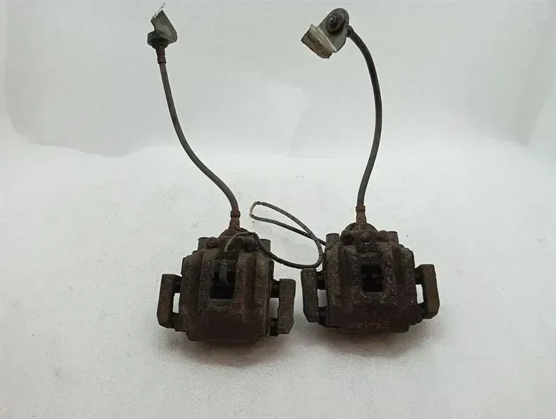 Rolls Royce Phantom MK7 Rear Brake Caliper Set 34216753679 Rear Brake Caliper