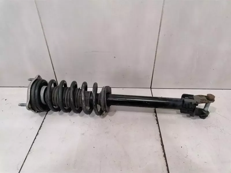 Mercedes C Class W205 Shock Absorber Front A2053209230 Shock Absorber Front