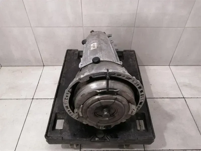 Mercedes C Class W205 Car Gearbox A2052706601 Transmission 722.908 OM651