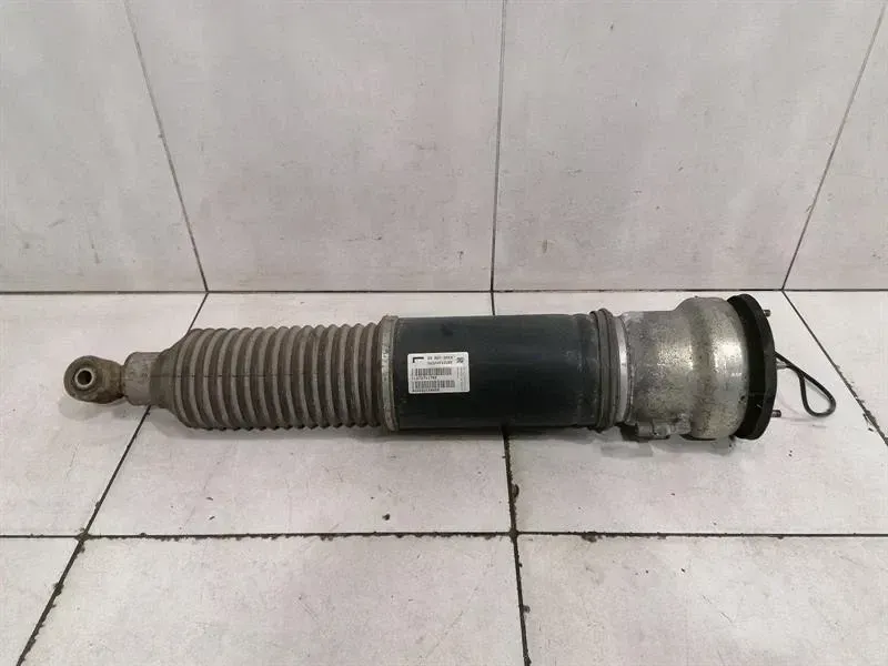 Rolls Royce Phantom MK7 Shock Absorber Rear 37106785171LH Rear Shock Absorber