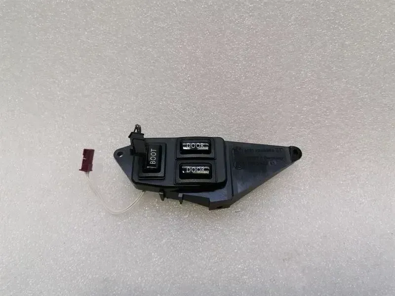 Rolls Royce Wraith RR5 COUPE Switch 9288336 Switch Door