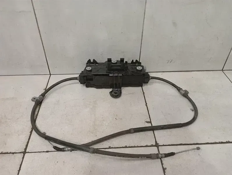 Rolls Royce Wraith RR5 COUPE PBM Park Brake Motor 34436882650 Parking Brake Motor